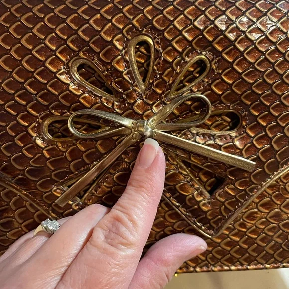 Bellini Gold Textured Clutch with Gold Chain and Bow Detail, OS - Picture 13 of 15